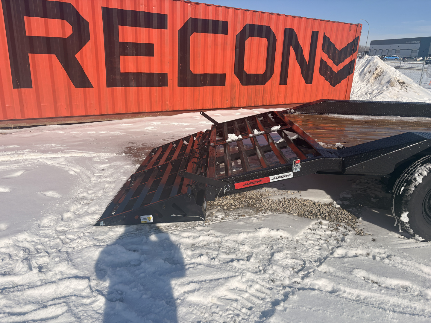 EHZ 102''X 20' EQUIPMENT HAULER W/MAX RAMPS 14000LB GVWR - Image 8