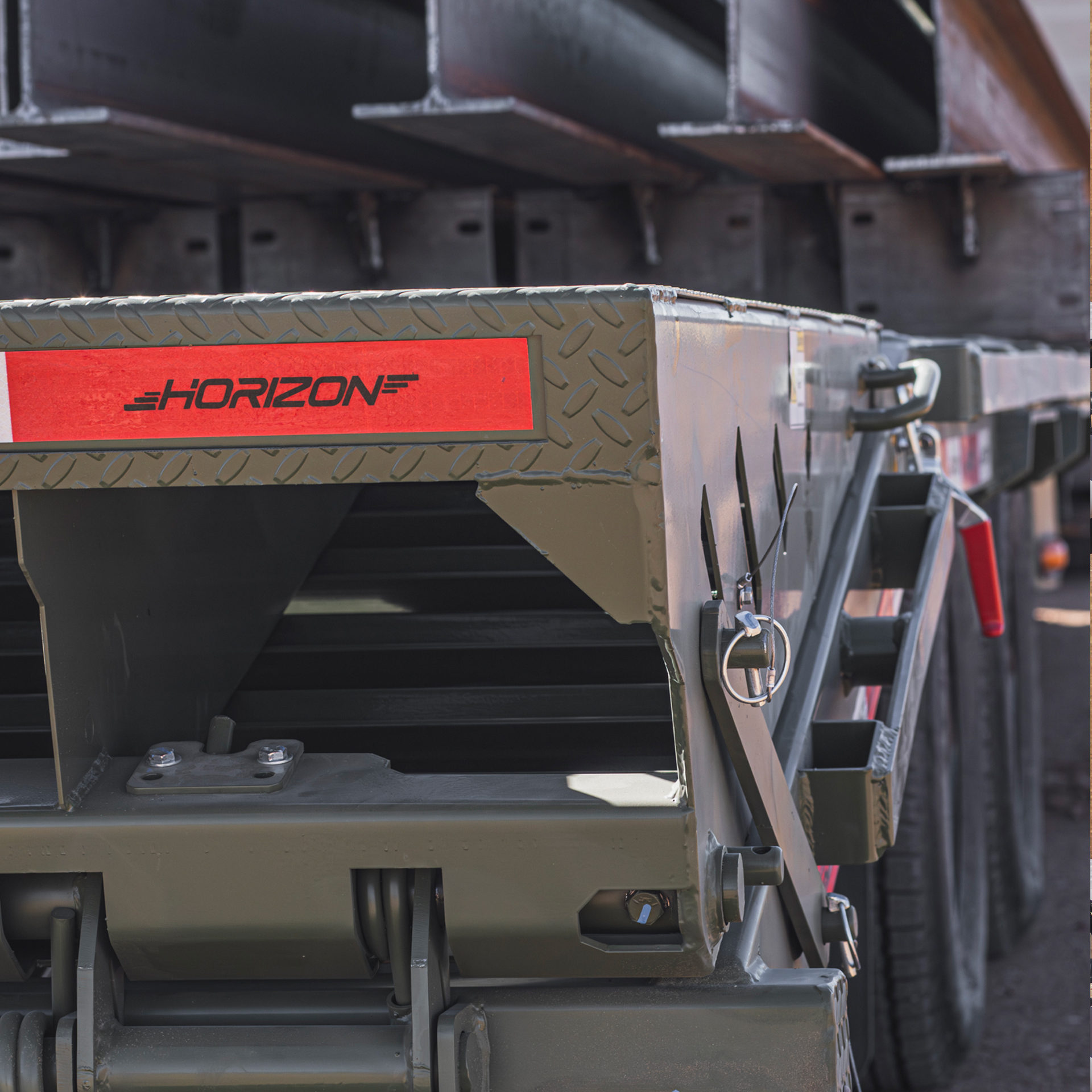 Horizon trailer equipment