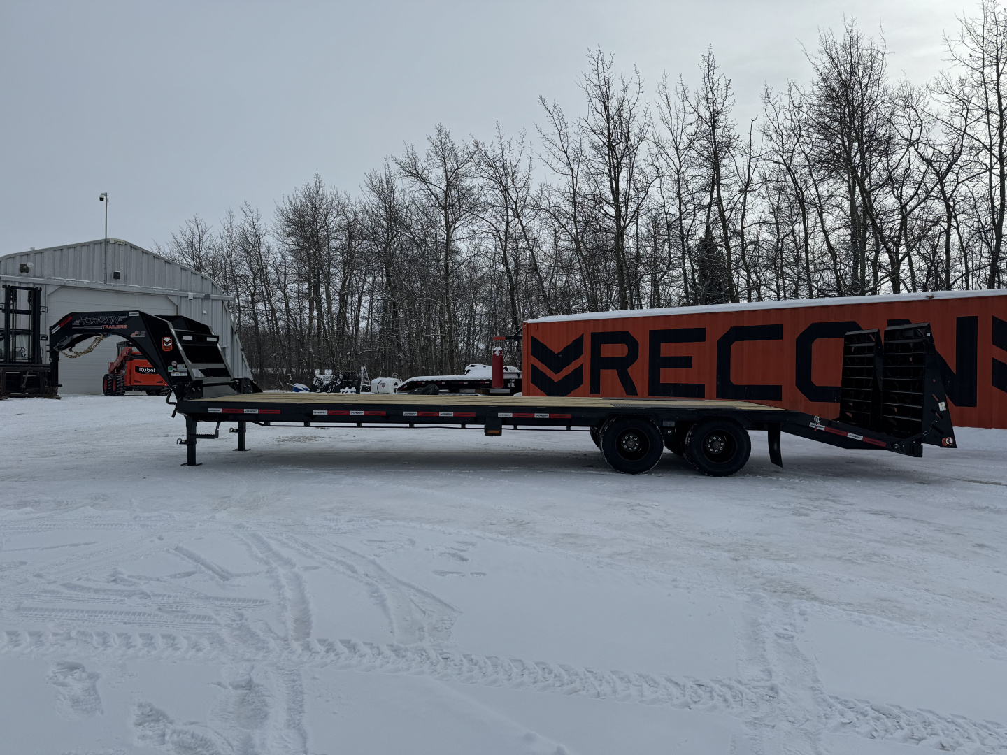 FHZ 102''X 30' LOW-PRO GOOSE W/ MOUNTAIN RAMPS 25000 GVWR - Image 8